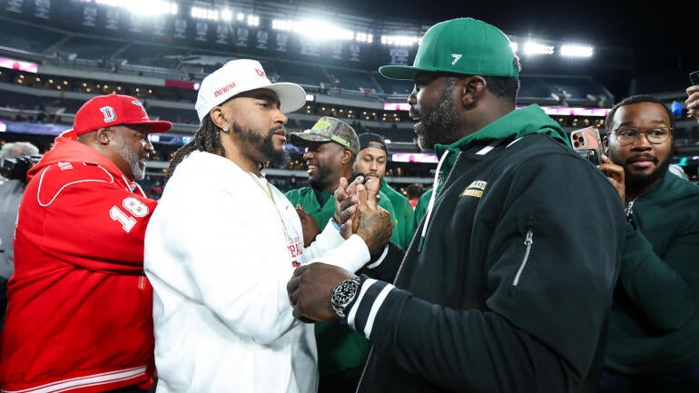 DeSean Jackson Triumphs Over Michael Vick in Coaches' Showdown