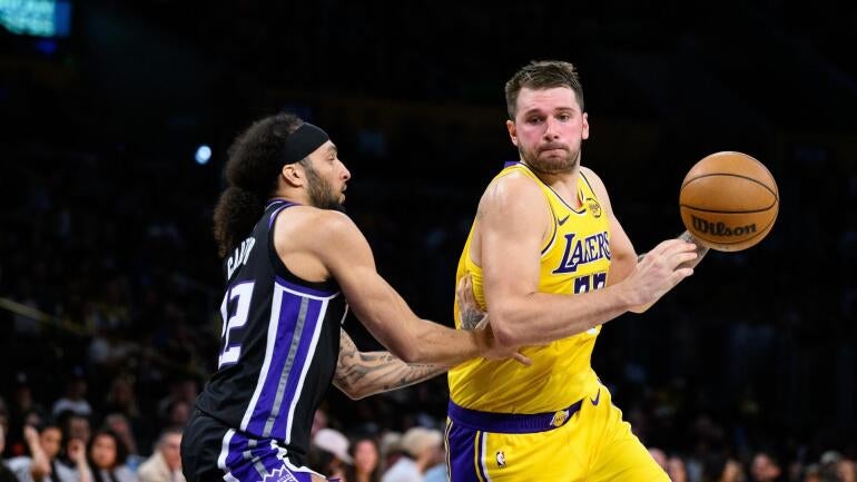 Predictions and Odds for Lakers vs. Grizzlies on October 31, 2025