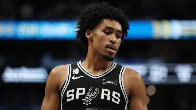 Dylan Harper's Injury Transforms NBA Rookie of the Year Race into V.J. Edgecombe vs. Cooper Flagg Showdown