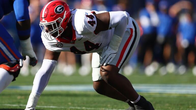 Georgia Defensive Lineman Jordan Hall Out for the Season Following Knee Injury