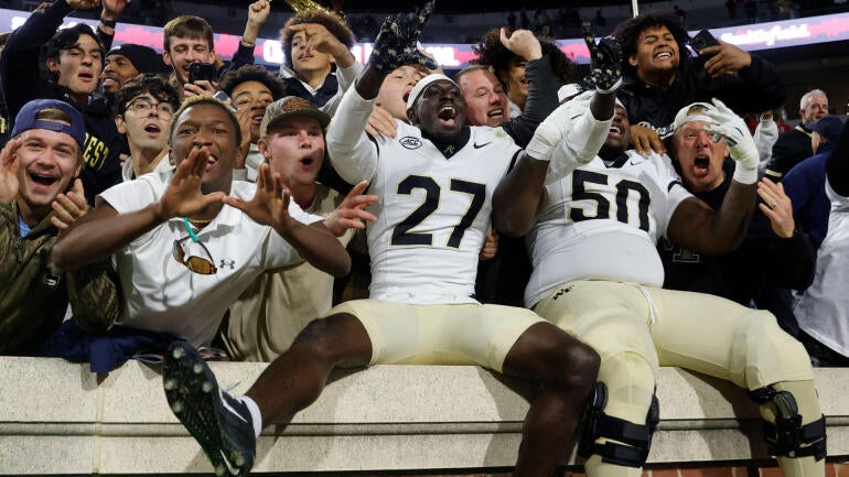 ACC Faces Challenges in Securing CFP Spot After Virginia and Louisville's Losses