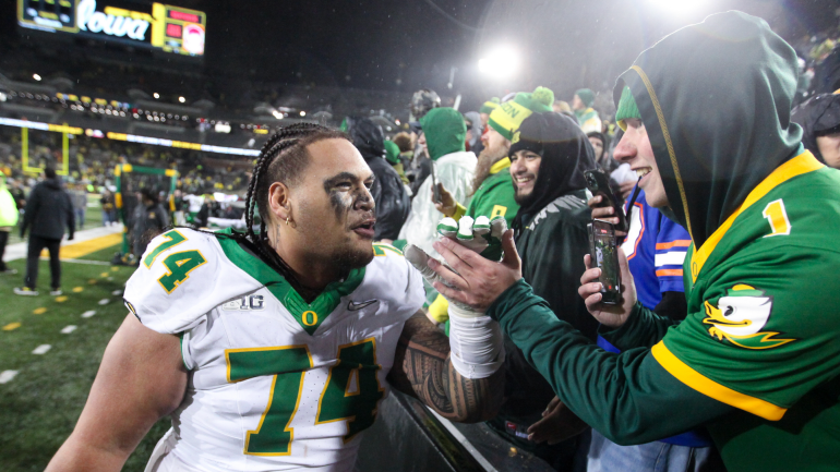 AP Top 25 Rankings Update: Oregon and Texas Rise Amidst Weekend Action
