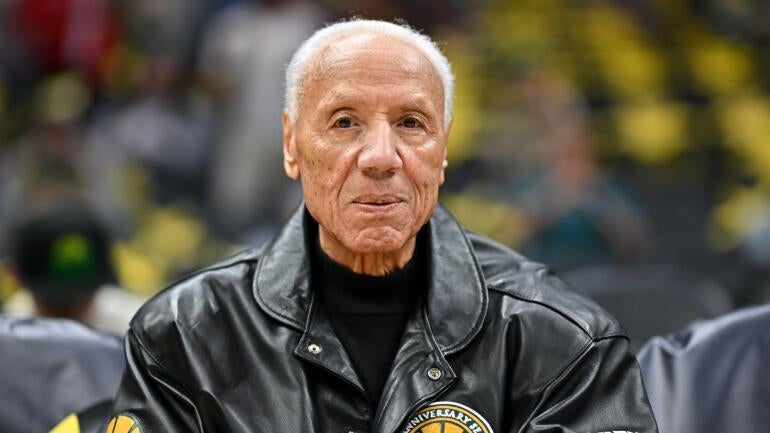 Lenny Wilkens, Renowned NBA Coach and Hall of Famer, Passes Away at 88