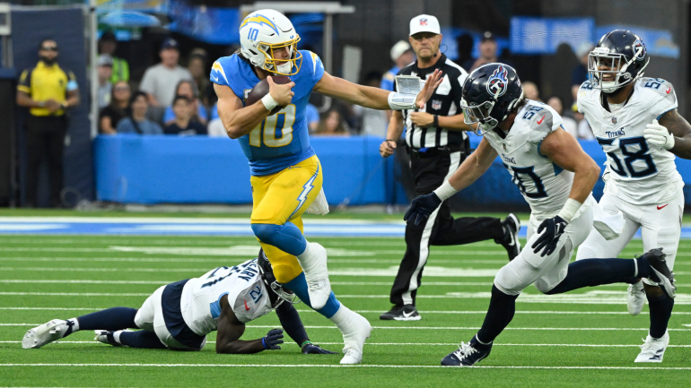 Steelers vs. Chargers: AI Analysis Propels Herbert's Passing Yards Prediction