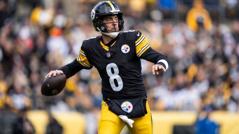 Tomlin Confident Rodgers Will Play Against Bills After Wrist Injury