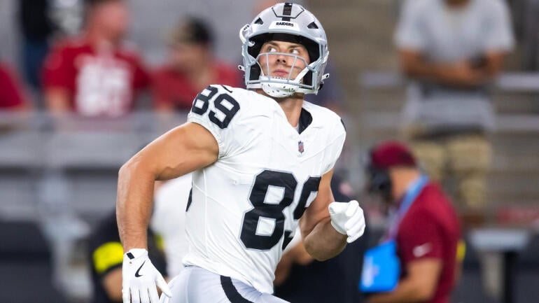 Week 13 Tight End Fantasy Football Analysis: Key Insights and Picks