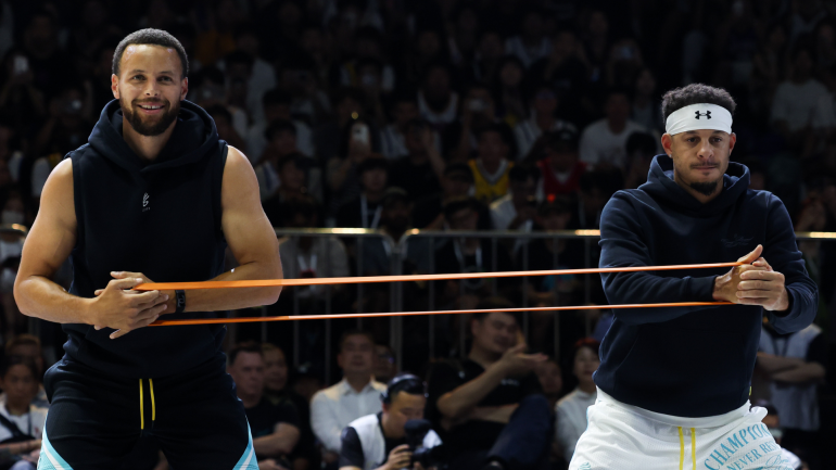 Seth Curry Returns to Warriors, Reuniting with Brother Stephen