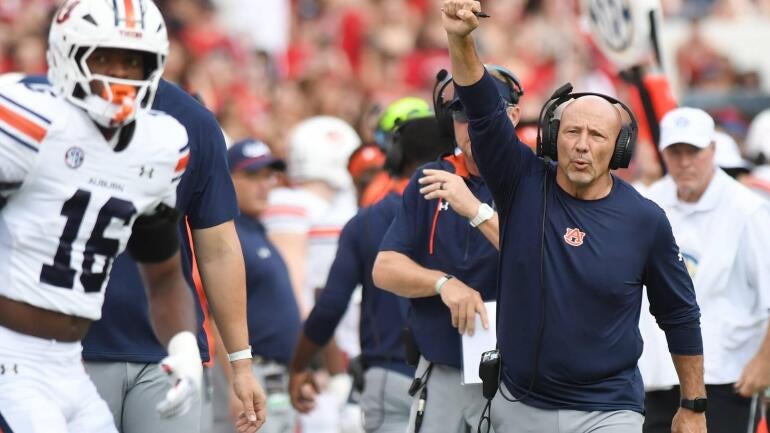 Alex Golesh Retains DJ Durkin as Auburn's Defensive Coordinator