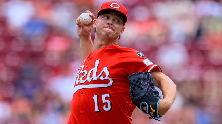 Fantasy Baseball Offseason Tracker: Emilio Pagan Remains Reds Closer as New Opportunities Arise