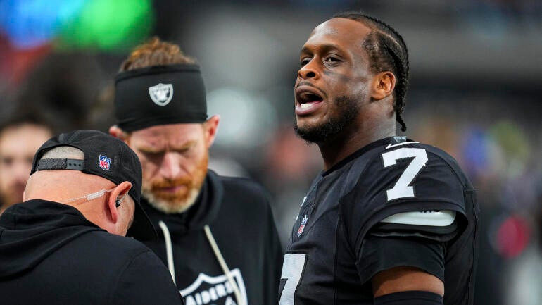 Geno Smith Expected to Miss Week 15; Kenny Pickett Set to Start Against Eagles