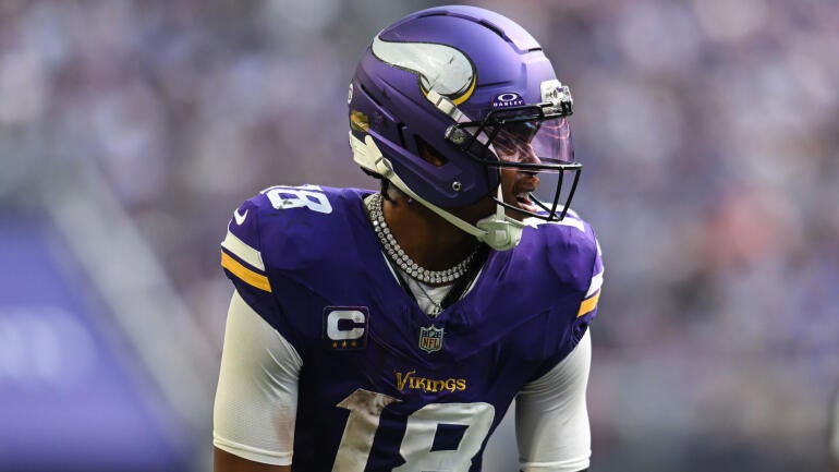 Predictions and Betting Insights for Vikings vs. Cowboys in Sunday Night Football