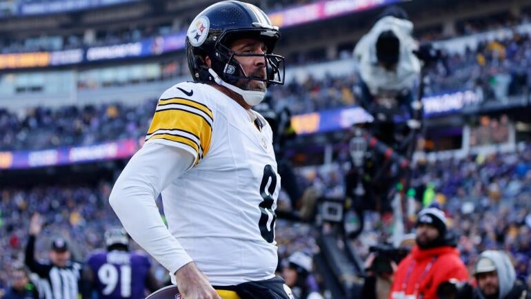 Expert Insights on Steelers vs. Dolphins Monday Night Football Clash