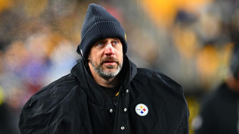 Steelers Aim to Extend AFC North Lead Against Dolphins