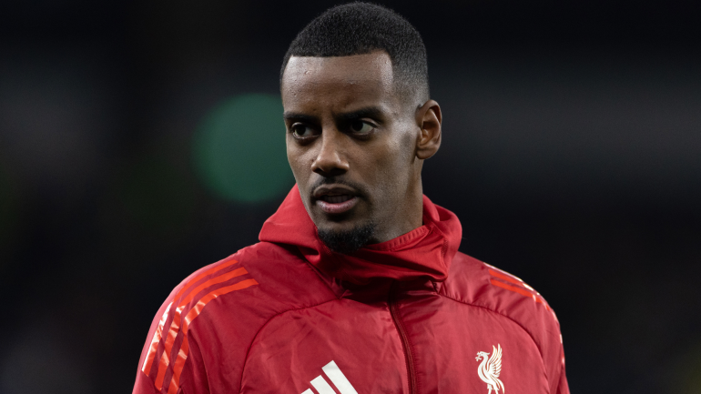 Alexander Isak's Injury: Liverpool Faces Tough Decisions Without Their Star Forward
