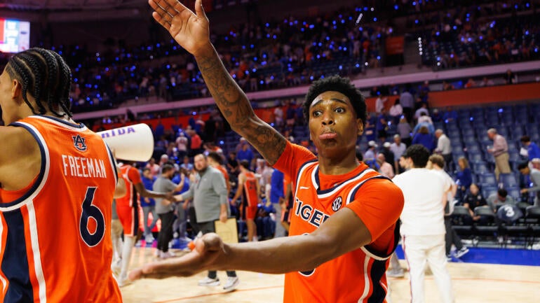 College Basketball Upsets Shake Up Rankings as Freshmen Shine