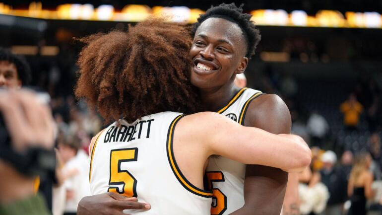 Missouri Triumphs with Dramatic Buzzer-Beaters Against Oklahoma