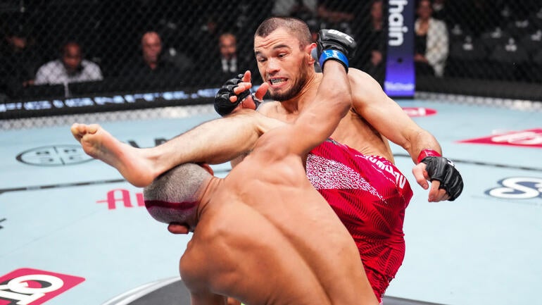 Umar Nurmagomedov Dominates Deiveson Figueiredo at UFC 324 in Bantamweight Title Pursuit