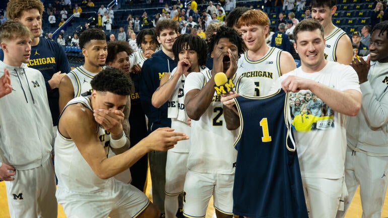 Michigan Once Again Dominates in College Basketball Coaches Poll