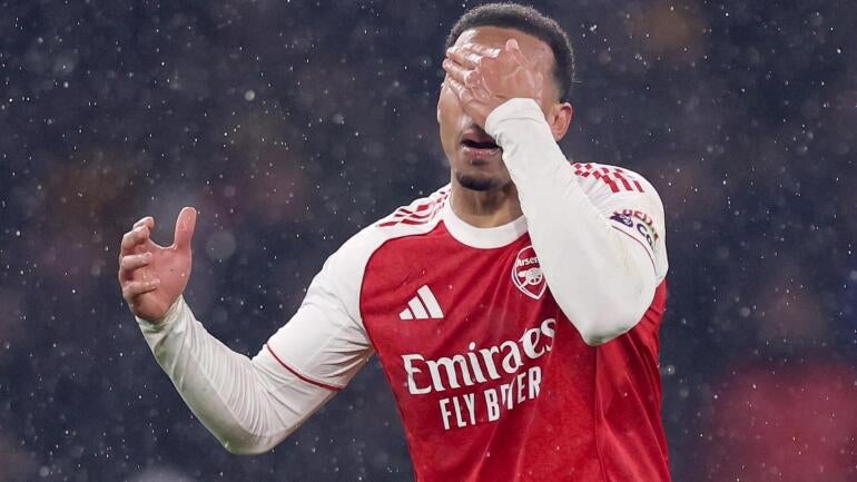 Arsenal's Title Hopes Dim After Failing to Hold 2-0 Lead Against Wolves