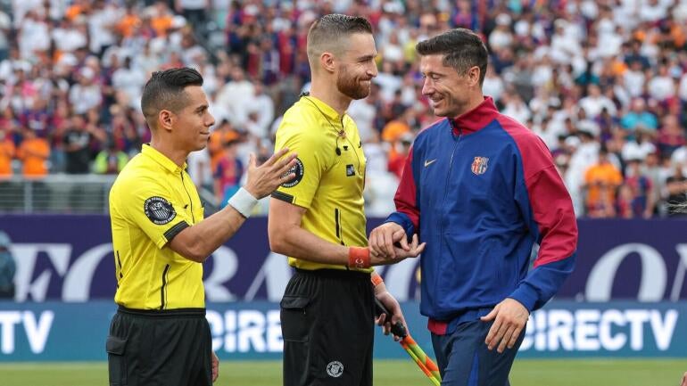 How to Organize a 2026 UEFA Champions League Bracket Pool: Create Your Contest and Win a Trip