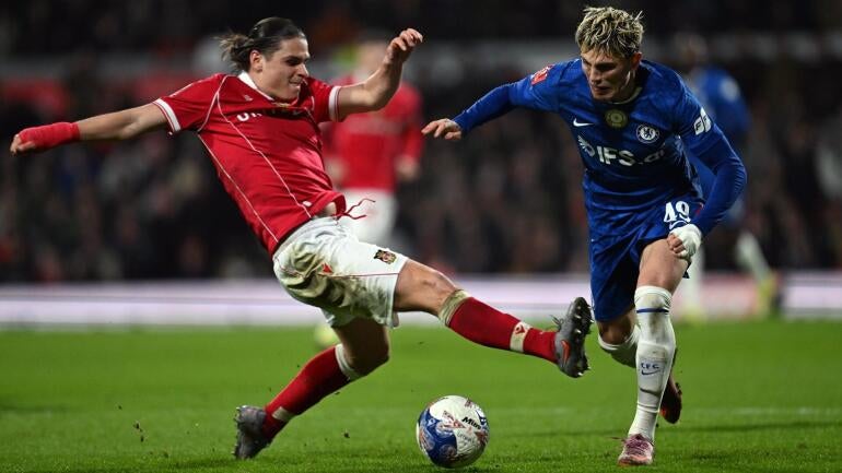 Wrexham's Valient FA Cup Effort Against Chelsea Falls Short in Extra Time