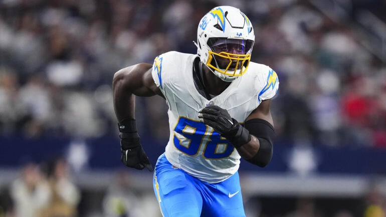 Commanders Secure Odafe Oweh with a Four-Year, $100 Million Contract